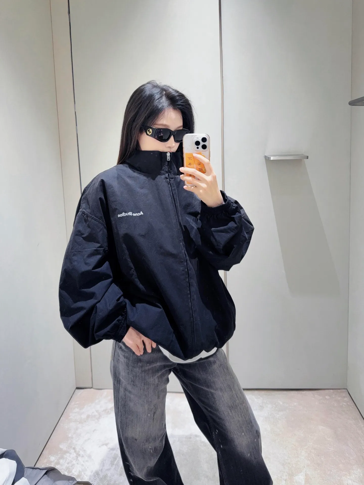 ┃ ┃